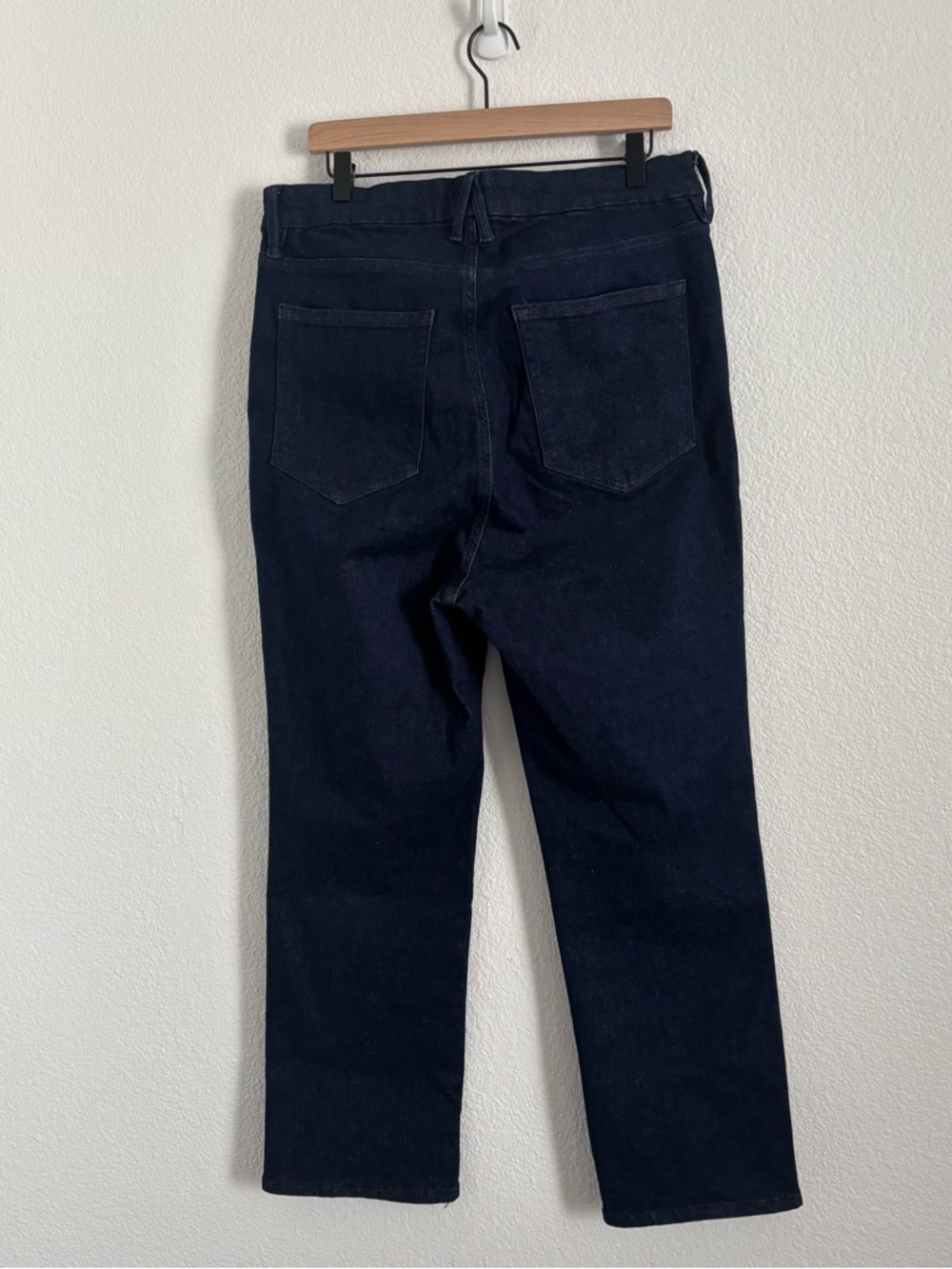 Good American Women's Size 14-18 Blue Mid Rise Good Legs Straight Leg Jeans - Picture 4 of 4